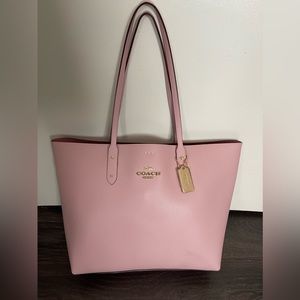 Pretty n pink coach tote
